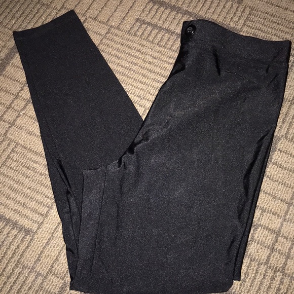 Faux Button Waist Leggings - Picture 4 of 5